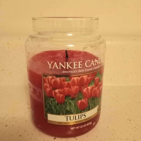 Yankee Candle Tulips - Used